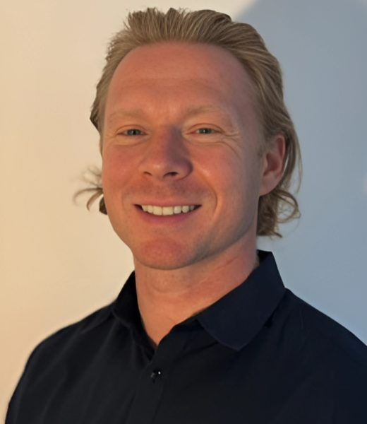 Headshot of CFR MFT Clinical Intern Stephen Strauss