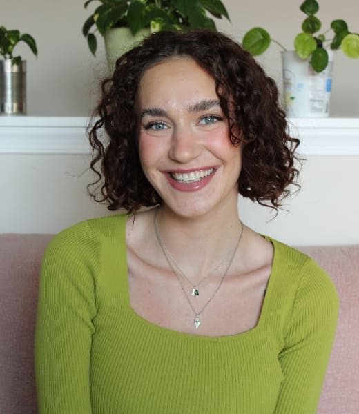 Headshot of Council for Relationships Clinical Intern Logan Falk