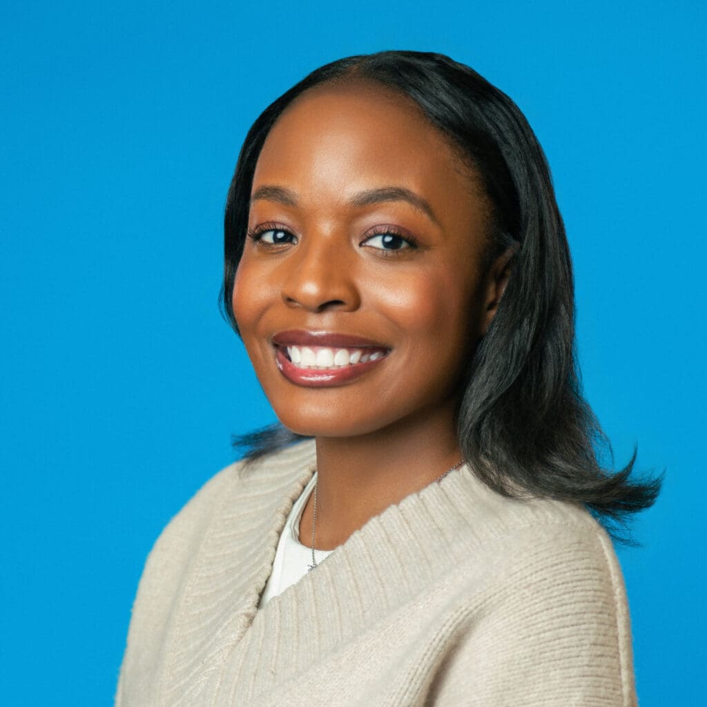 Headshot of CFR Staff Therapist Davina Scott