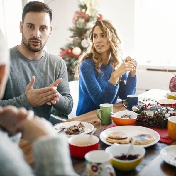 How to Handle Thanksgiving Among Family Members with Different Political Views